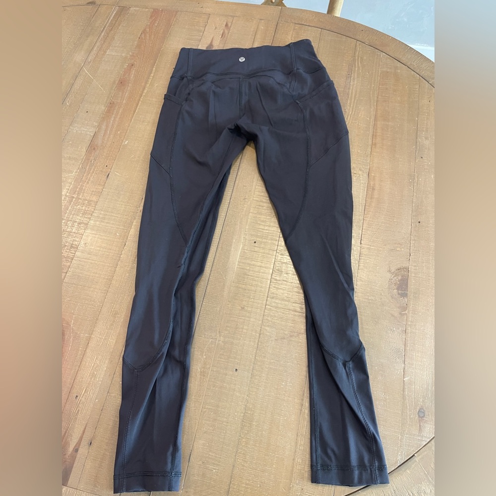 Lululemon size 8 full length black side pocket leggings